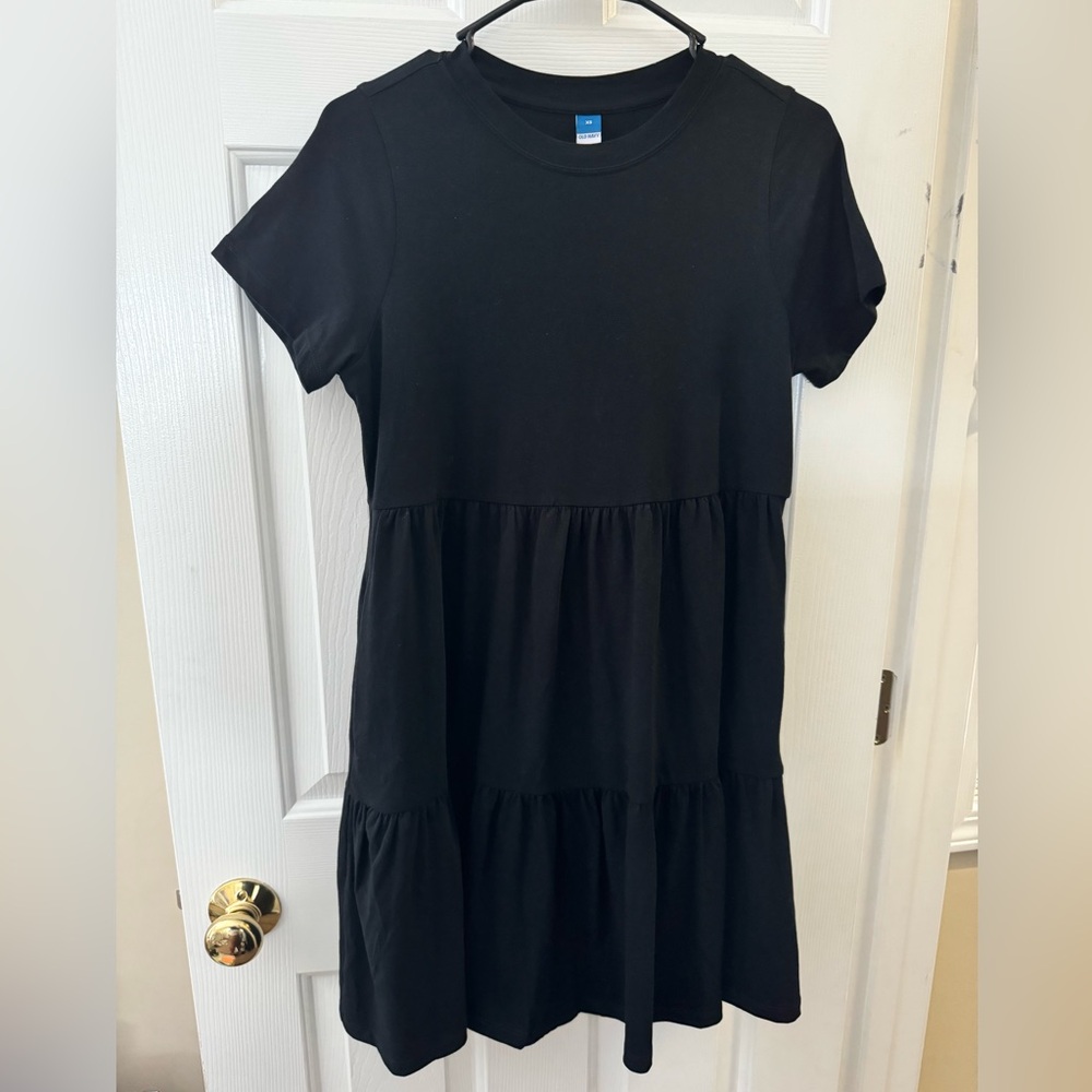 Old Navy Black Tiered Dress - Size XS